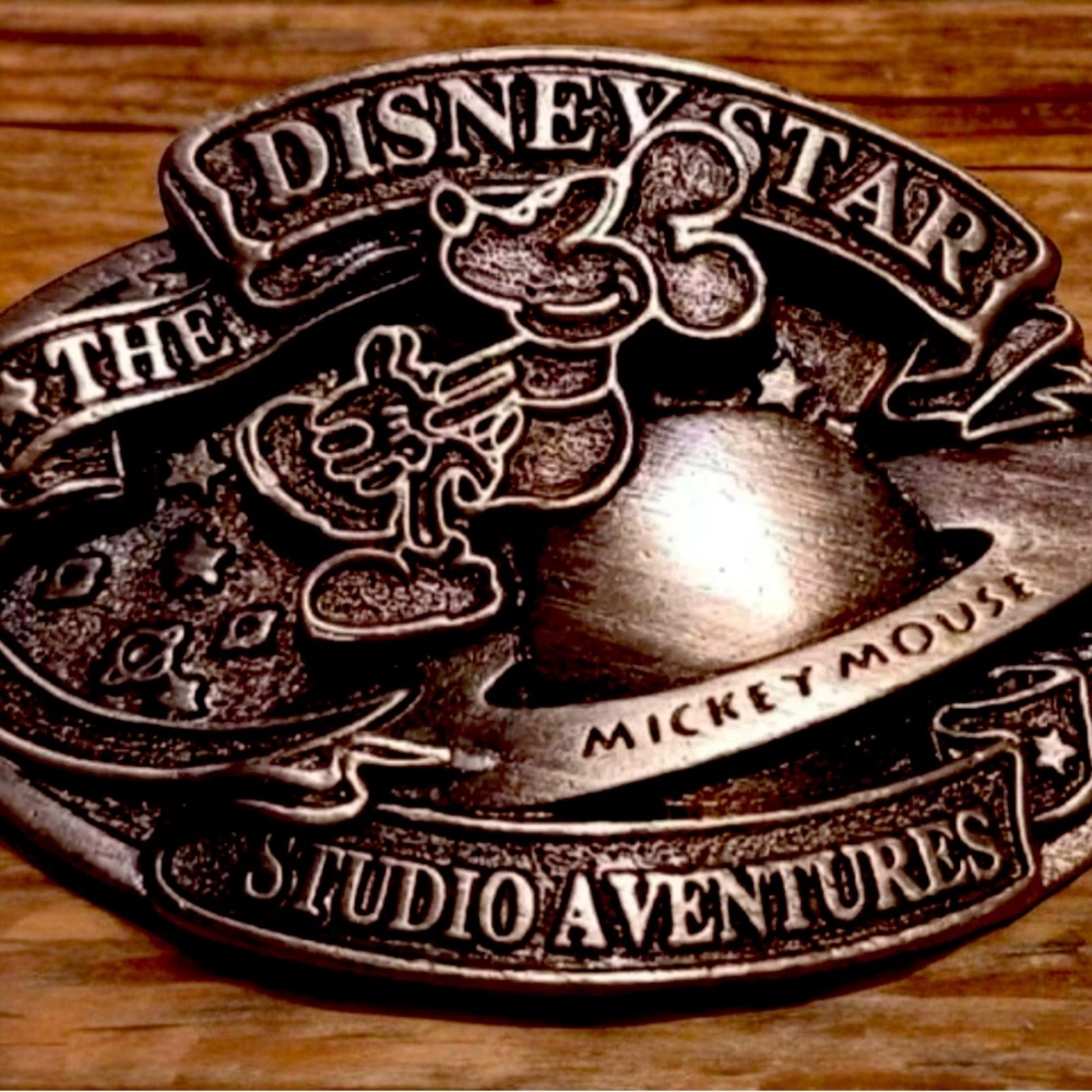 Disney Star Mickey Mouse Collection Studio Adventures 154 Series Belt Buckle
